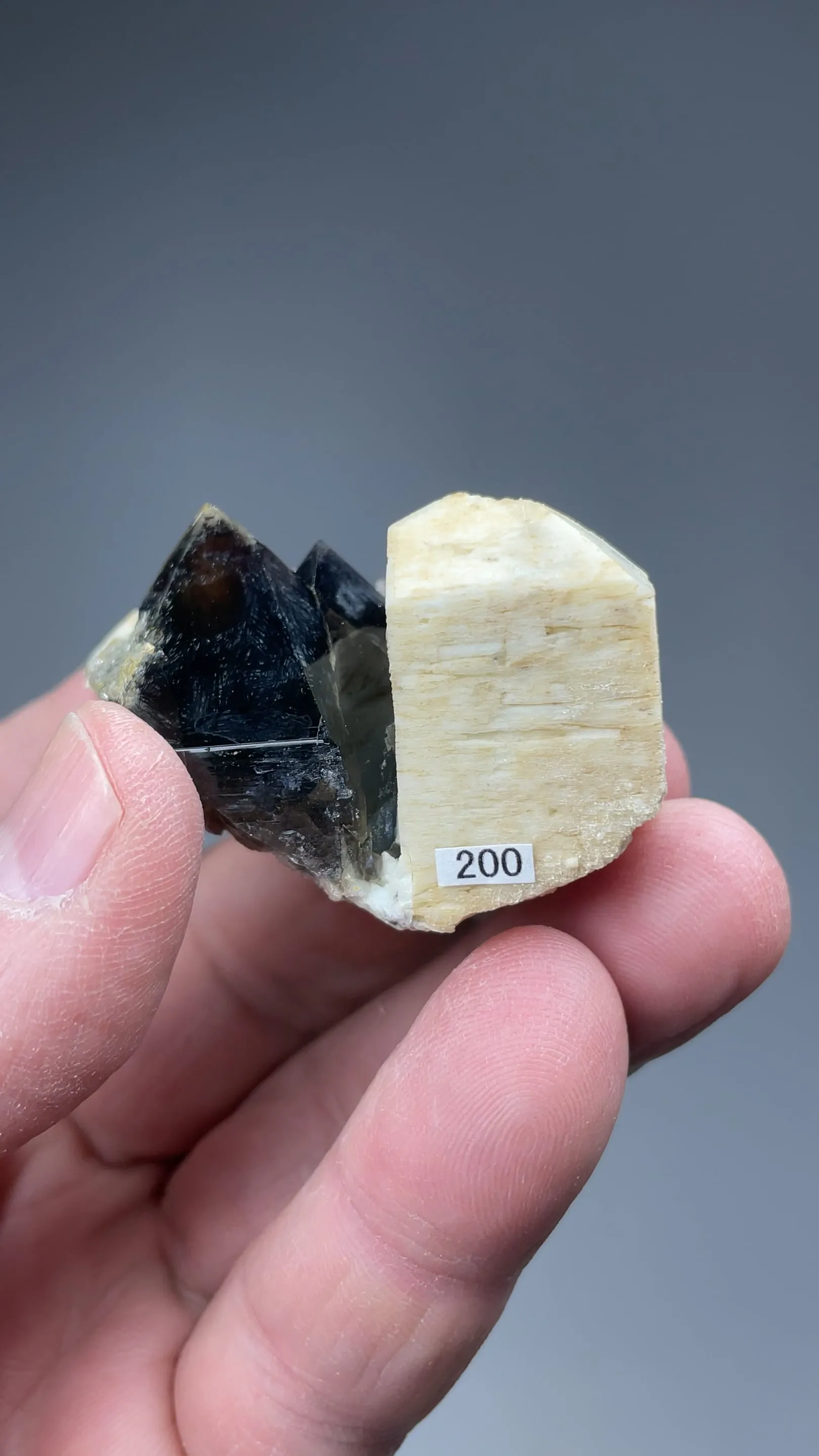 Quartz with Microcline - image 2