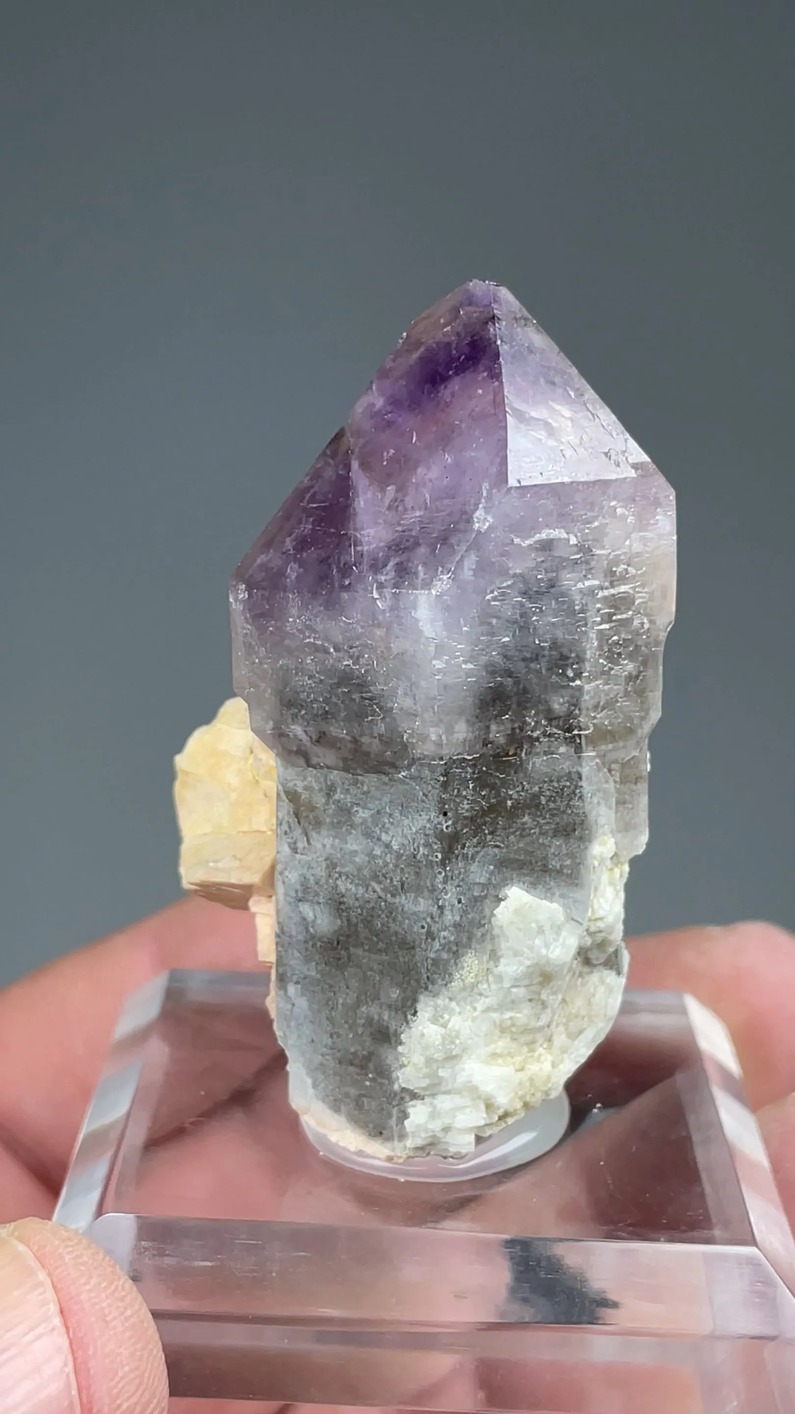 Quartz with Microcline - image 2