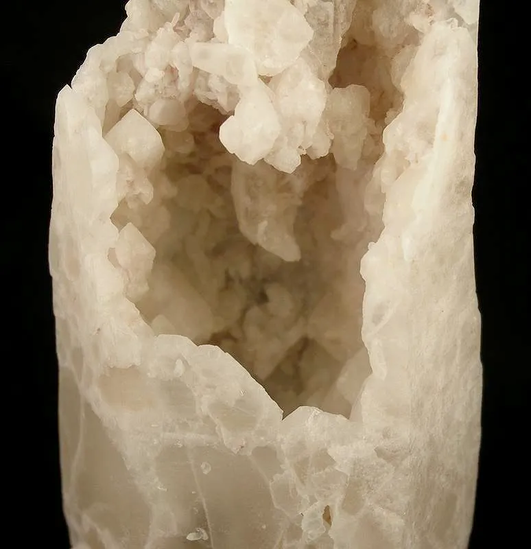Quartz With Montmorillonite Inclusions - image 4