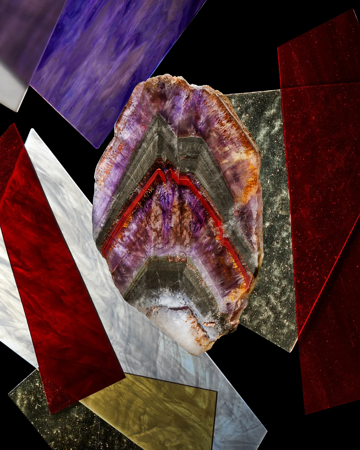 Quartz 'with Multi-Zoned Inclusions' - image 2