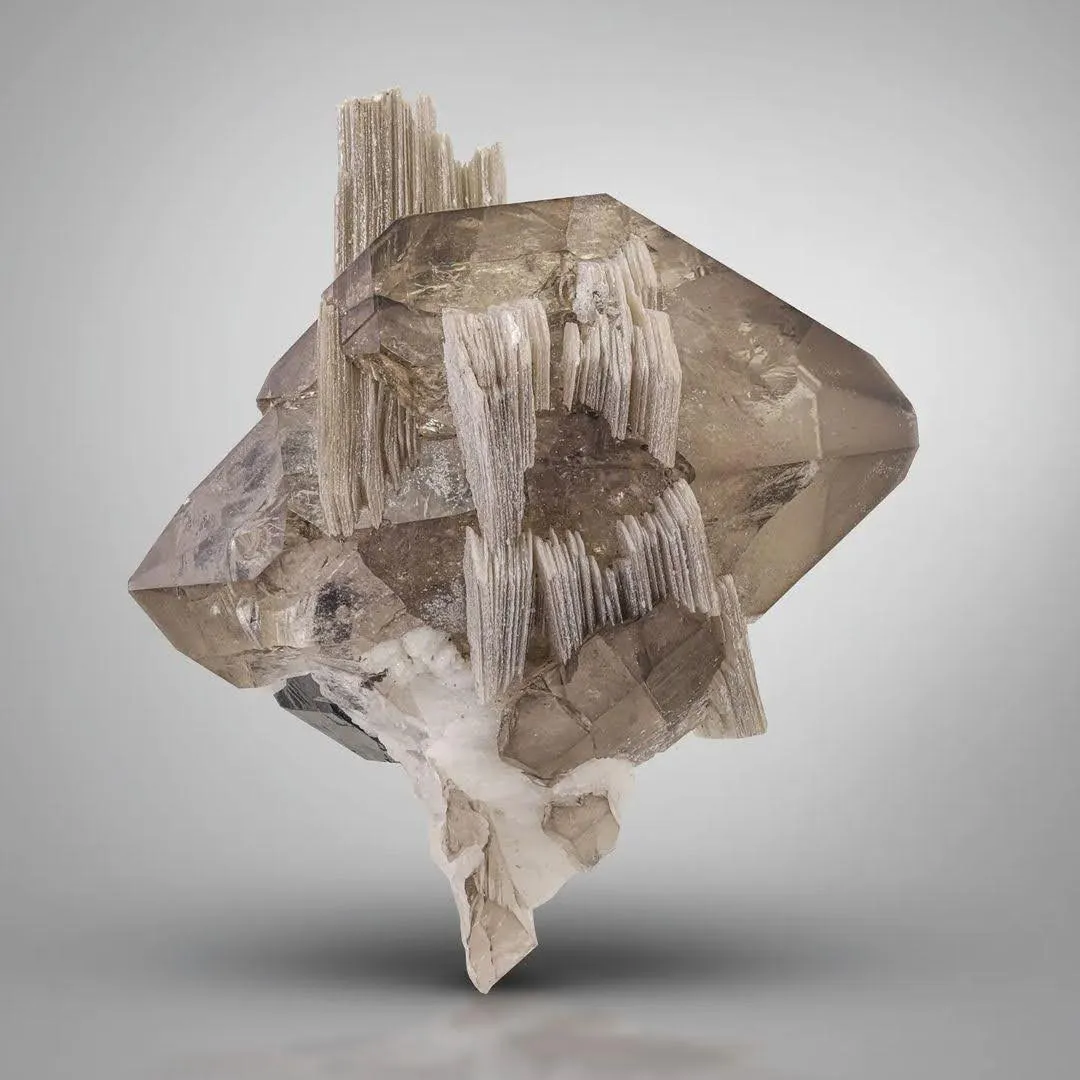 Quartz with Muscovite - image 2