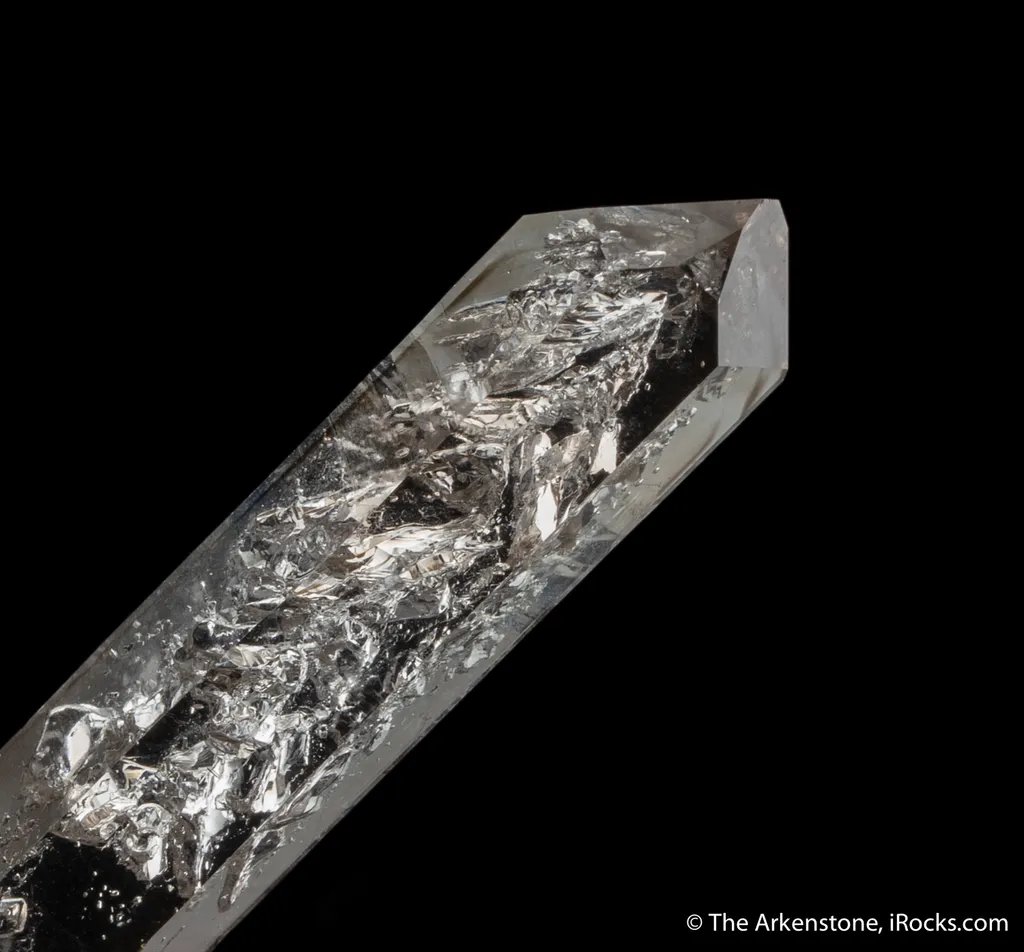 Quartz with Negative Crystal Phantoms - image 3