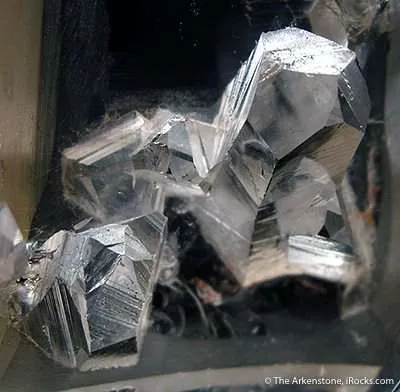 Quartz With Positive Cast Inclusions - image 2