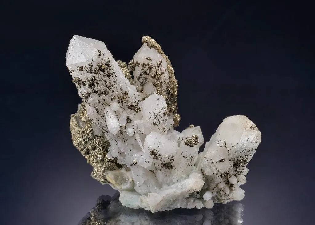 Quartz with Pyrite image