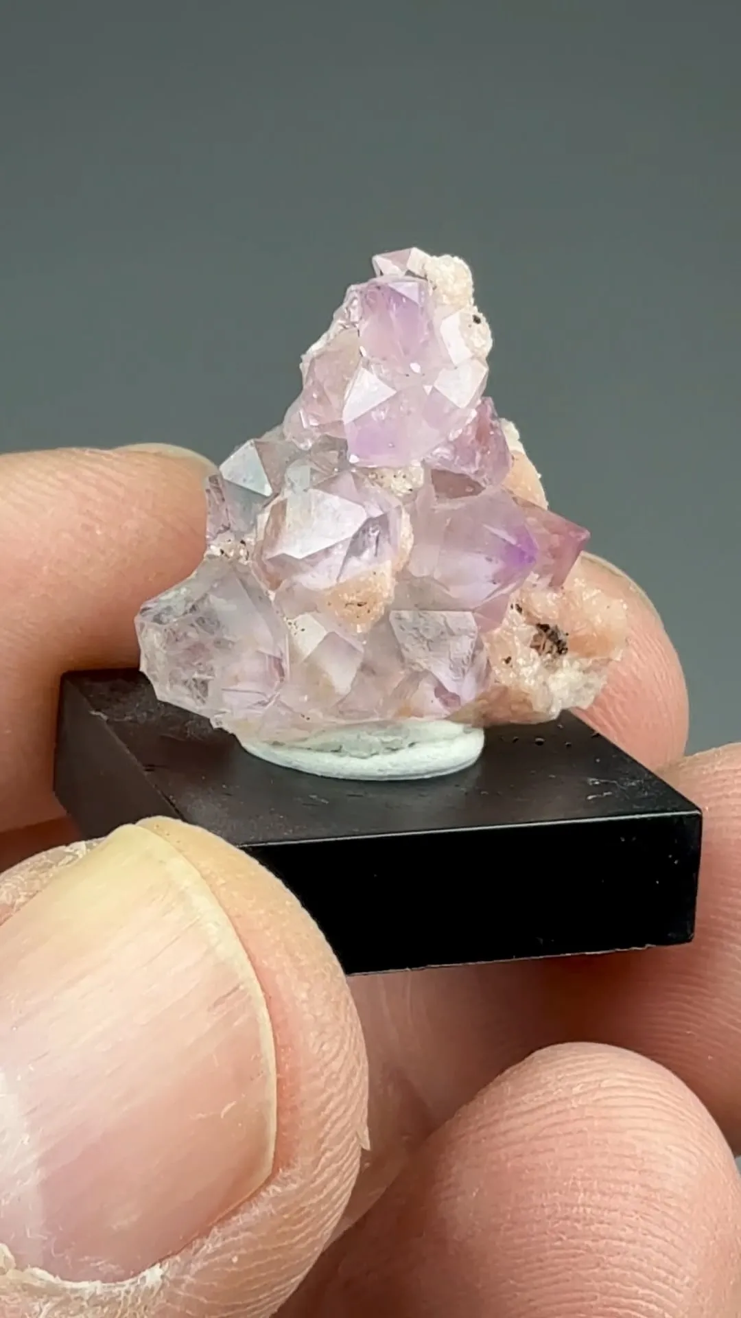 Quartz with Rhodochrosite - image 2