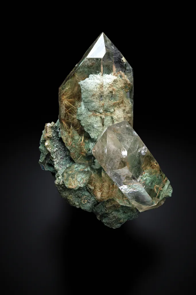 Quartz with Rutile and Chlorite image