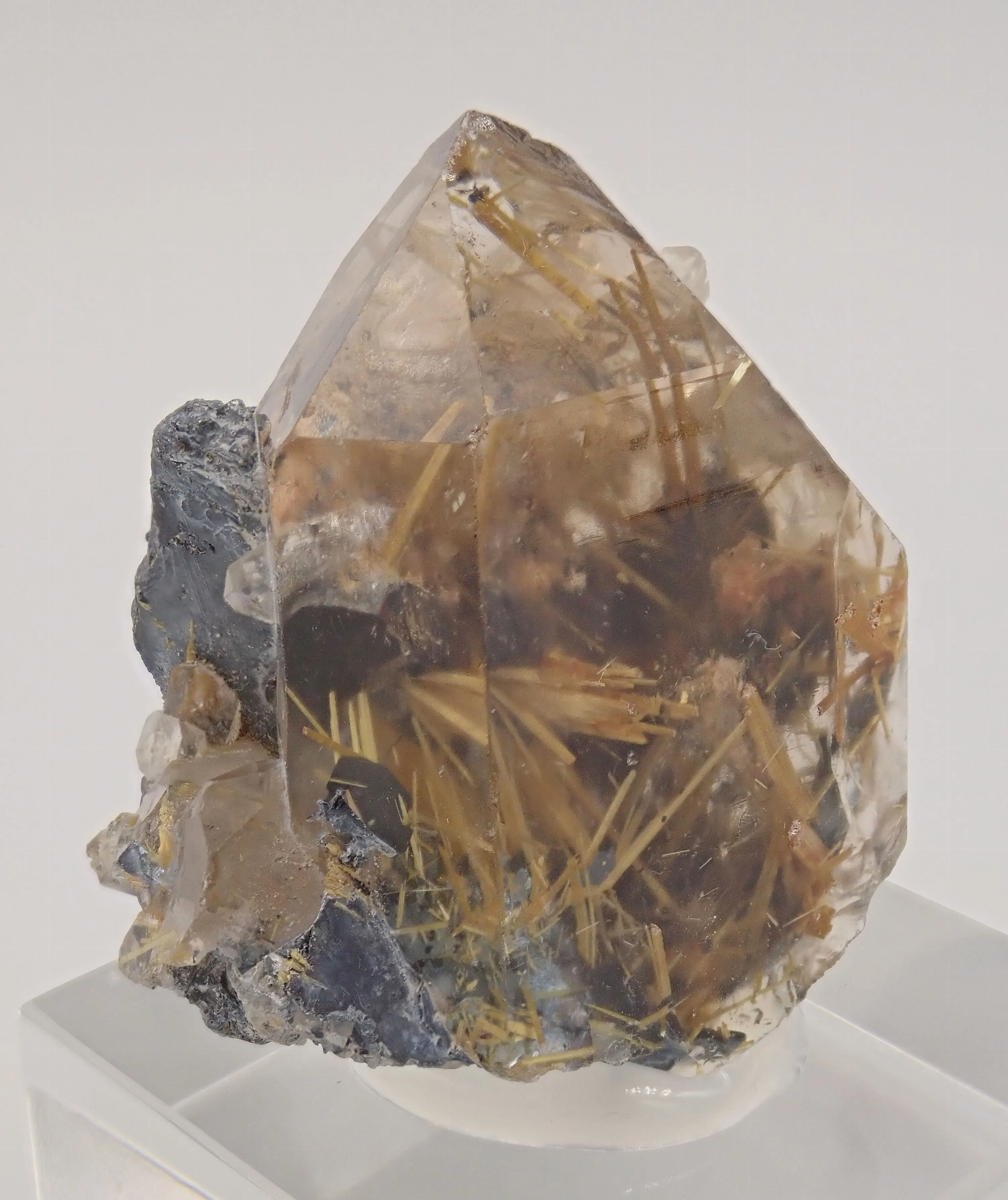 Quartz with Rutile and Hematite - image 4