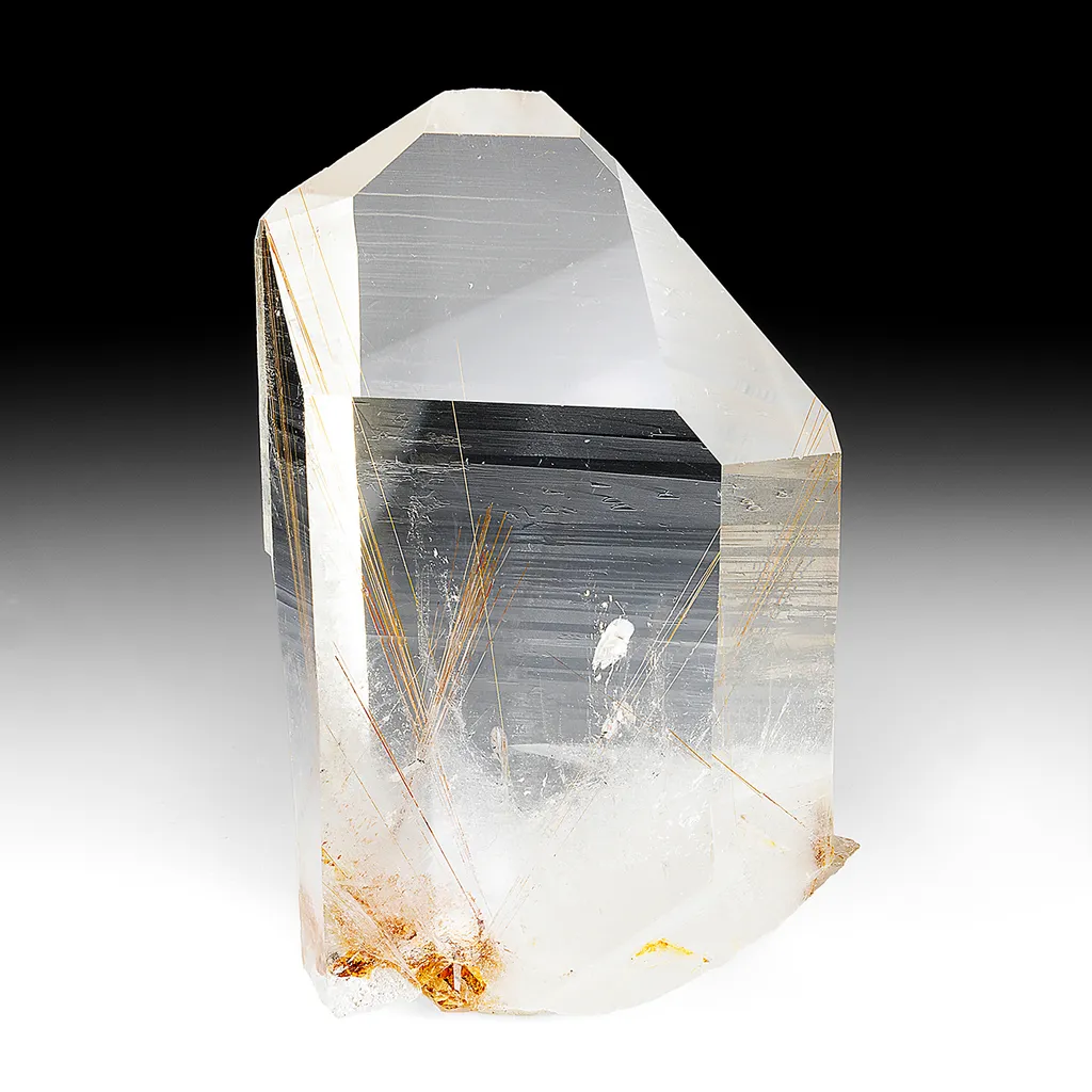 Quartz with Rutile inclusions image