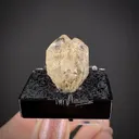 Quartz with Rutile inclusions - image 2