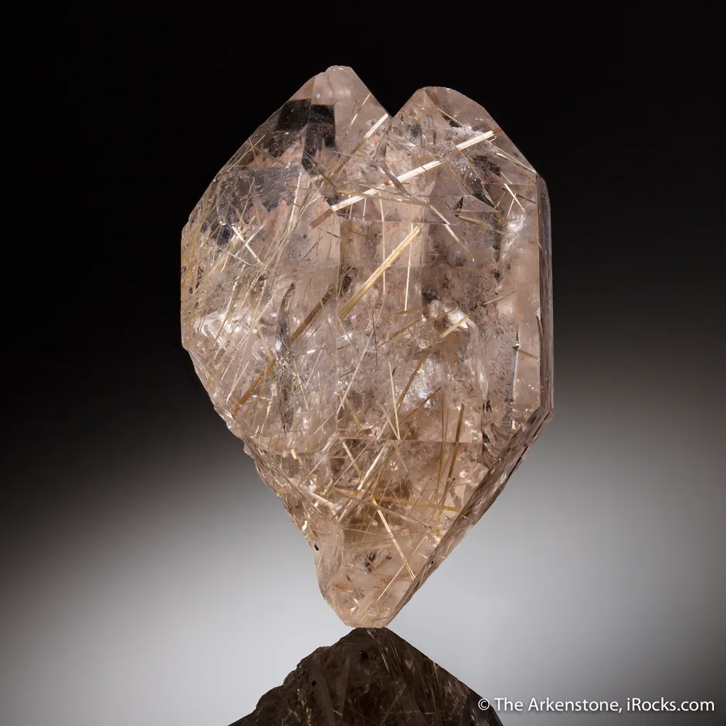 Quartz with Rutile inclusions image