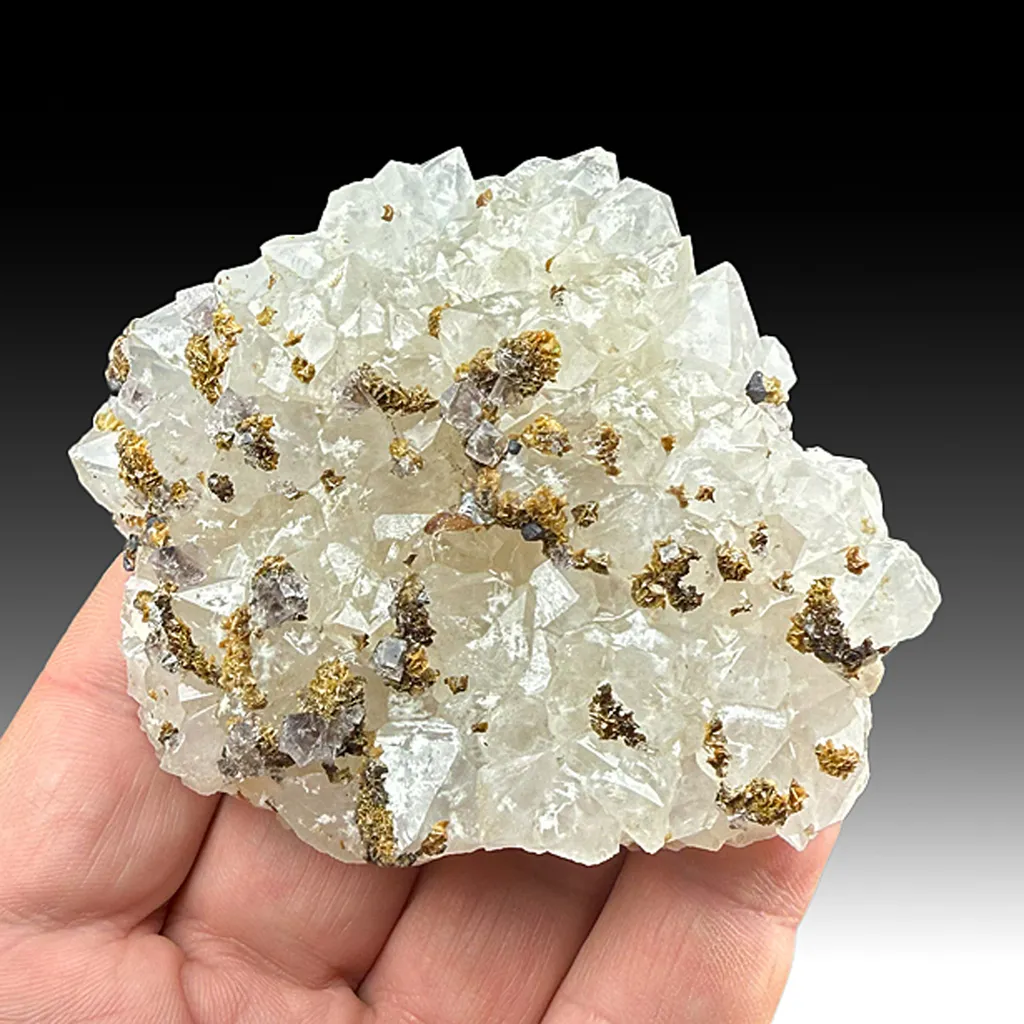 Quartz with Siderite, Sphalerite, Fluorite image