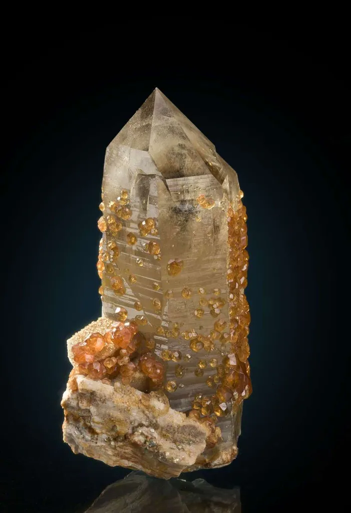 Quartz With Spessartine Garnet - image 3