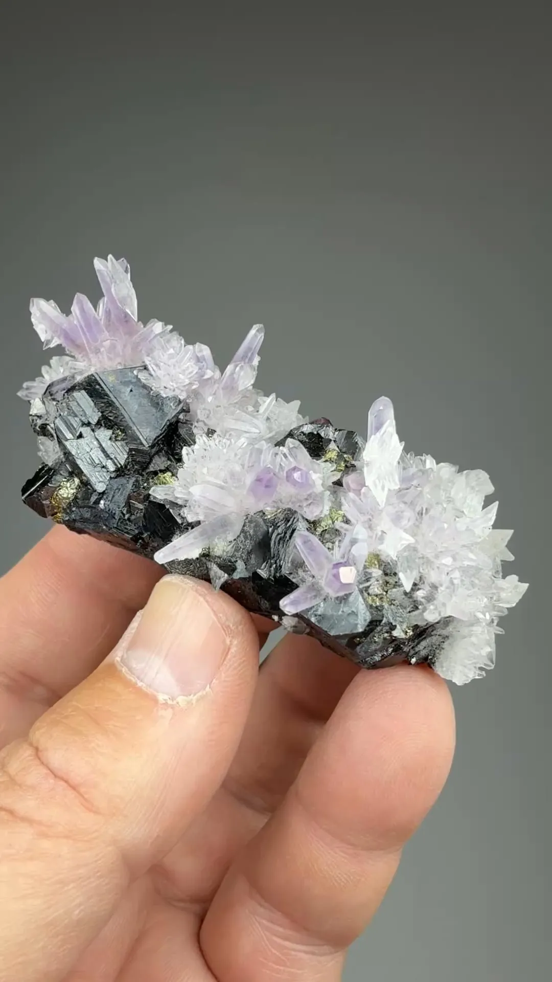 Quartz with Sphalerite, Calcite - image 2