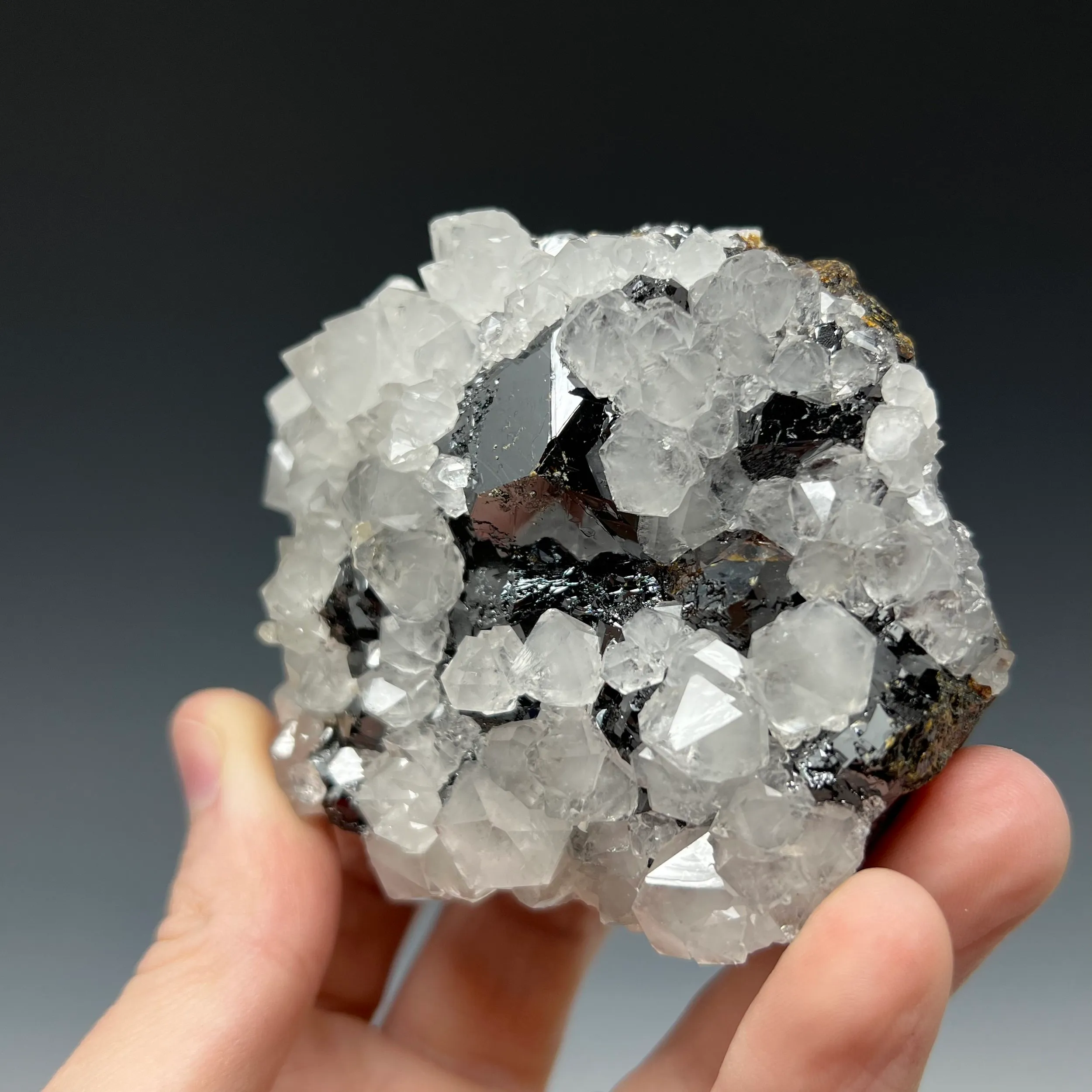 Quartz with Sphalerite - image 2