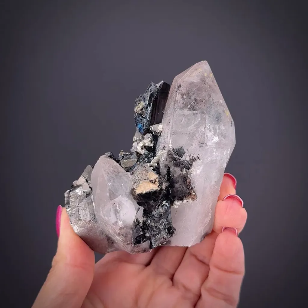 Quartz with Stannite, Arsenopyrite, Sphalerite and Ferberite - image 2