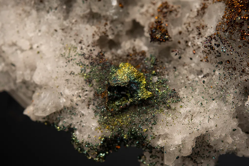 Quartz with Tetrahedrite, Chalcopyrite, Calcite and Dolomite - image 2