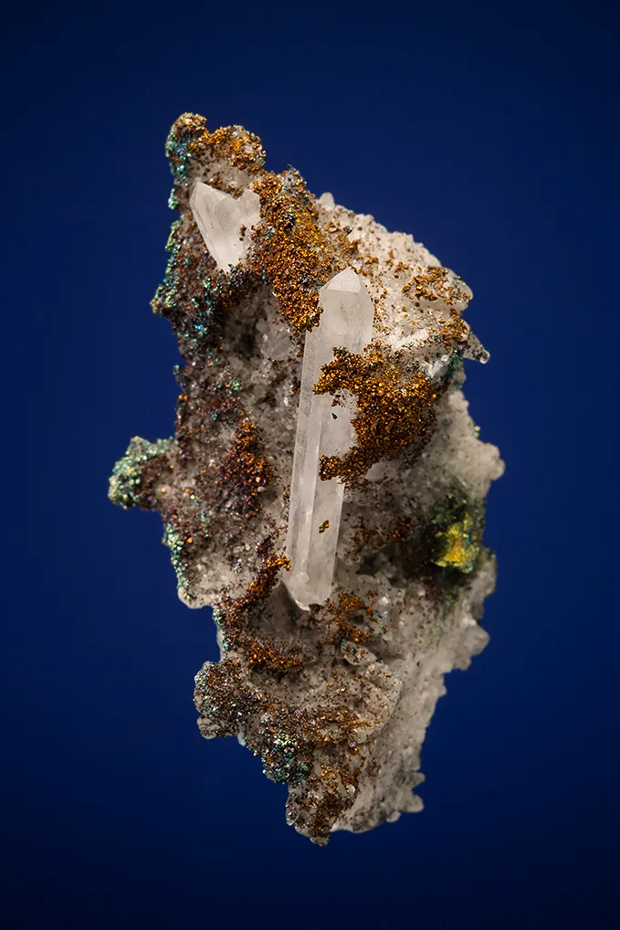 Quartz with Tetrahedrite, Chalcopyrite, Calcite and Dolomite image