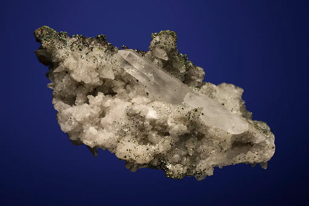 Quartz with Tetrahedrite, Chalcopyrite, Calcite and Dolomite - image 4
