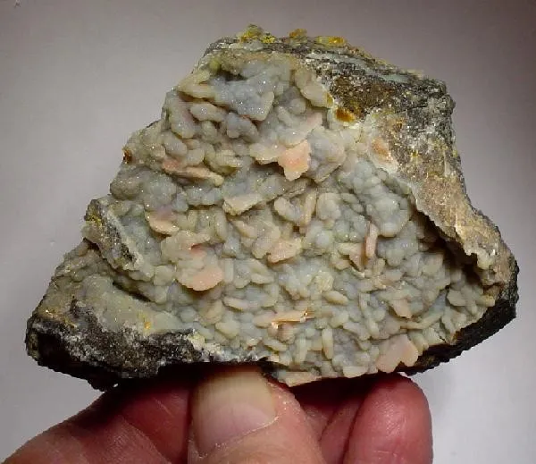 Quartz, Wulfenite - image 1