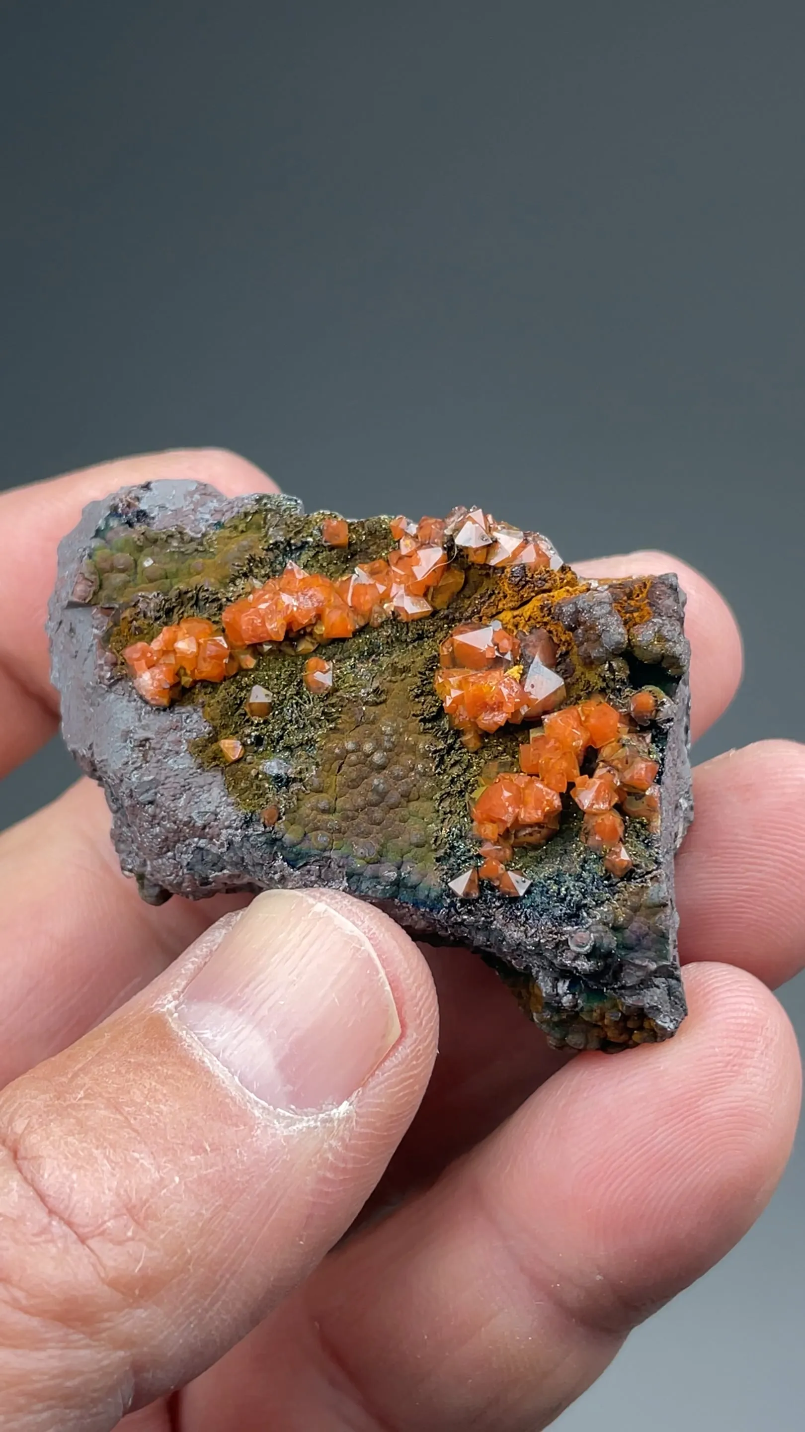 Quarz with Hematite - image 2