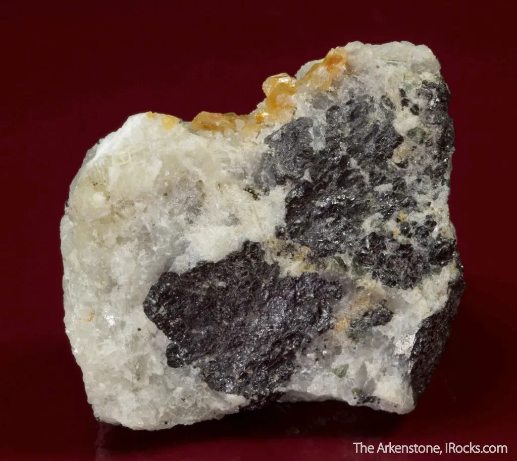 Quintinite-2H with Strontianite, Phlogopite, and Magnetite on carbonatite - image 2
