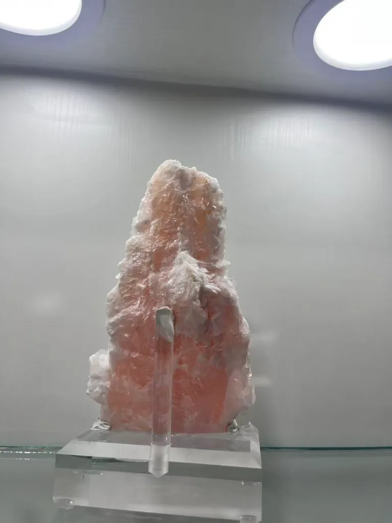 Rabbit‑Shaped Pink Rose‑Bladed Calcite with Bright Red LW‑UV Fluorescence, Fengjiashan Mine, Daye, Hubei, China - image 5