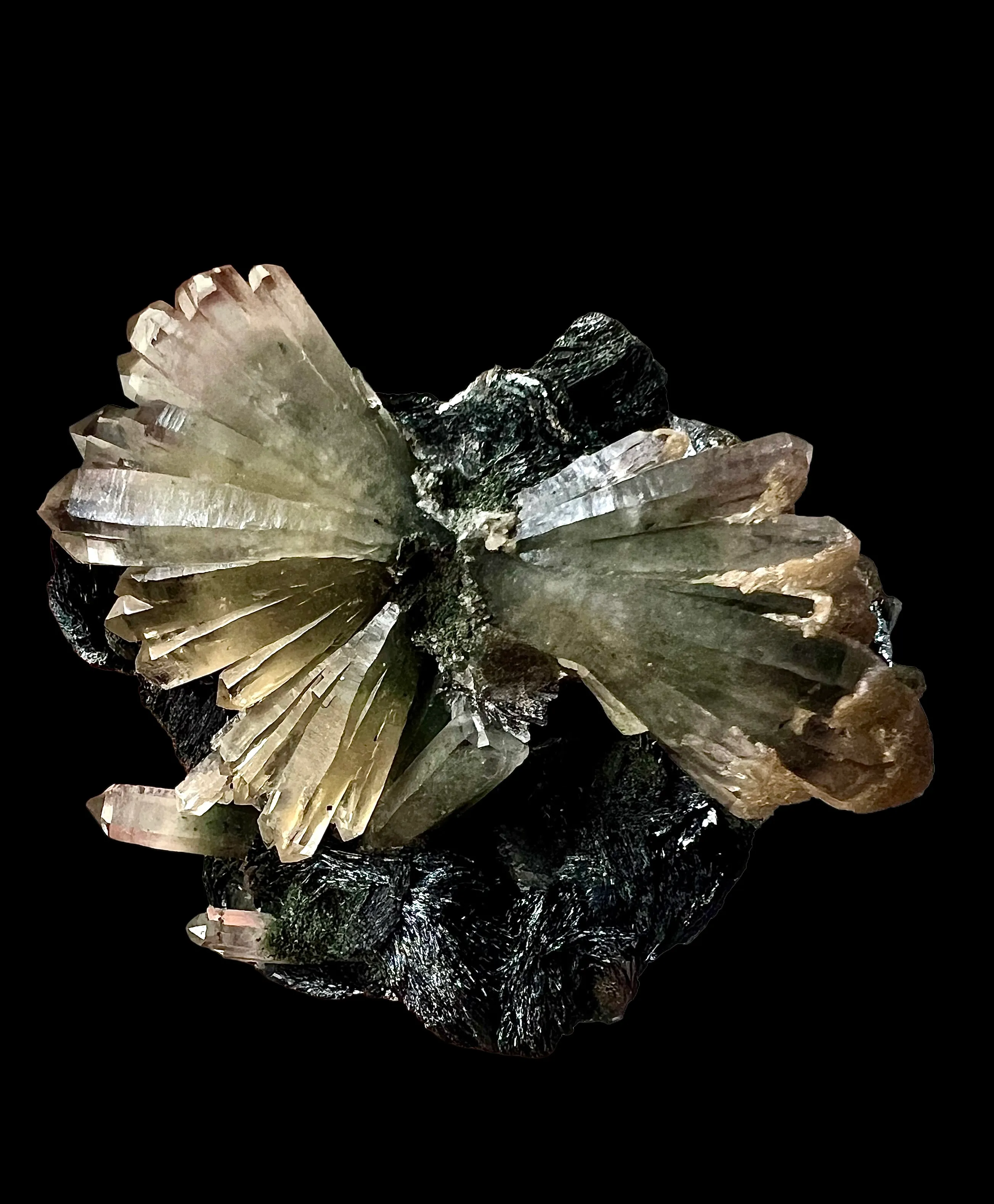 Radial Quartz on Specular Hematite - image 1