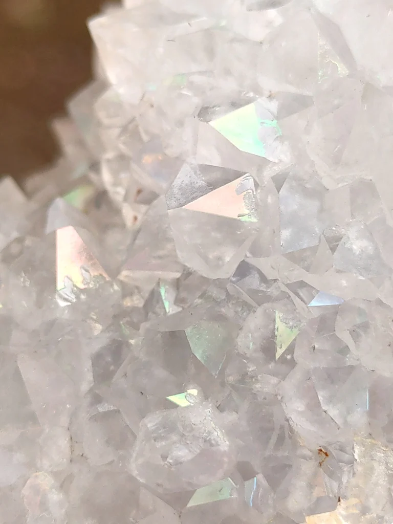 Rainbow 🌈 Quartz From India - image 7