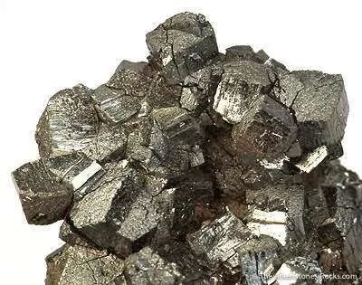 Ramsdellite - image 2
