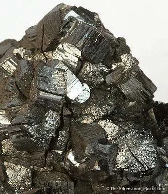 Ramsdellite - image 2