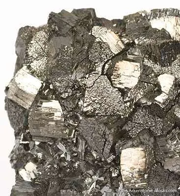 Ramsdellite - image 2
