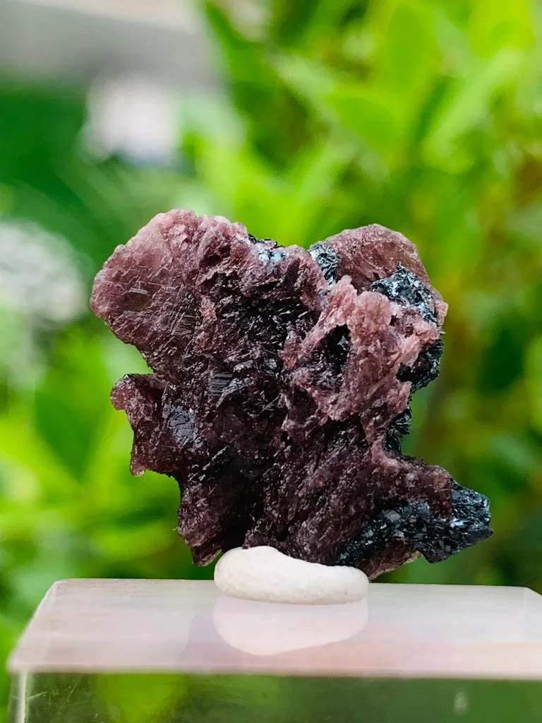 Axinite