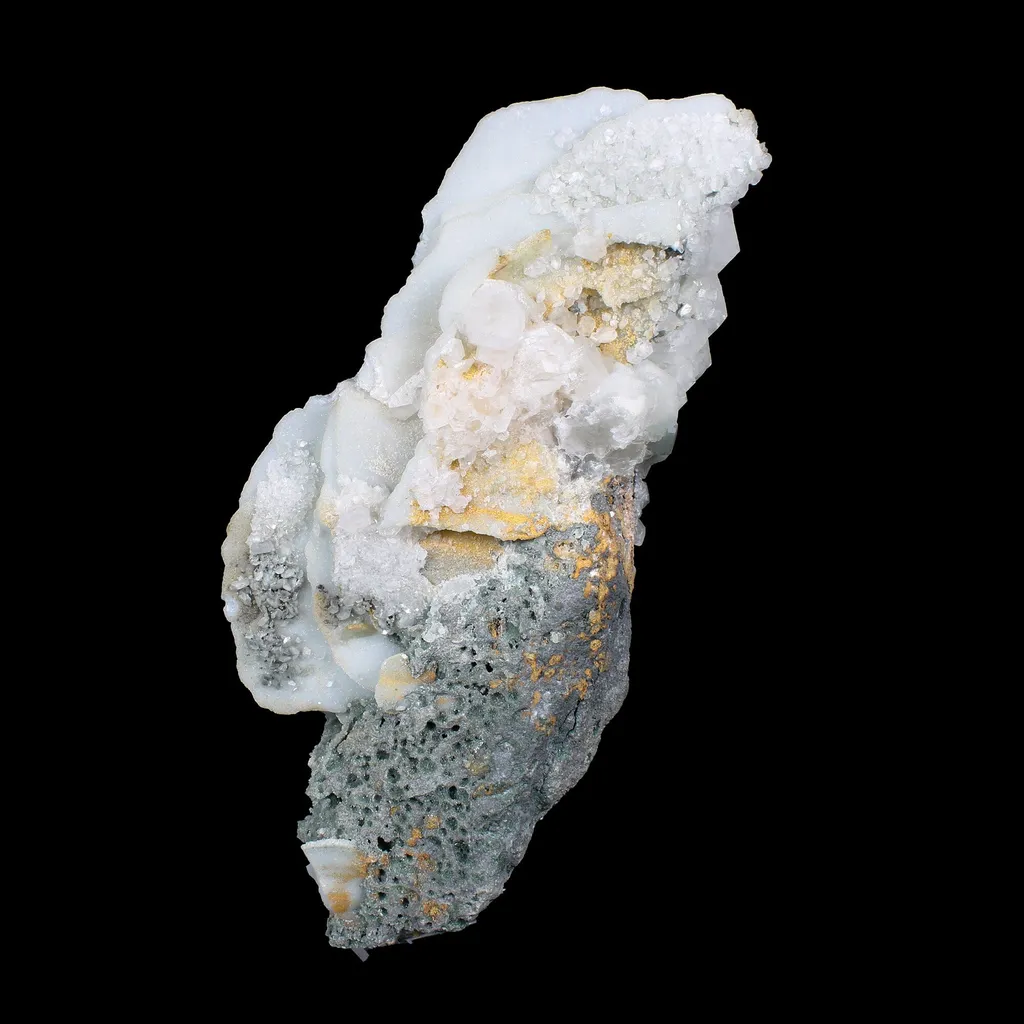 Rare Blade Calcite – Red Fluorescent Natural Mineral Specimen from Mumbai - image 4