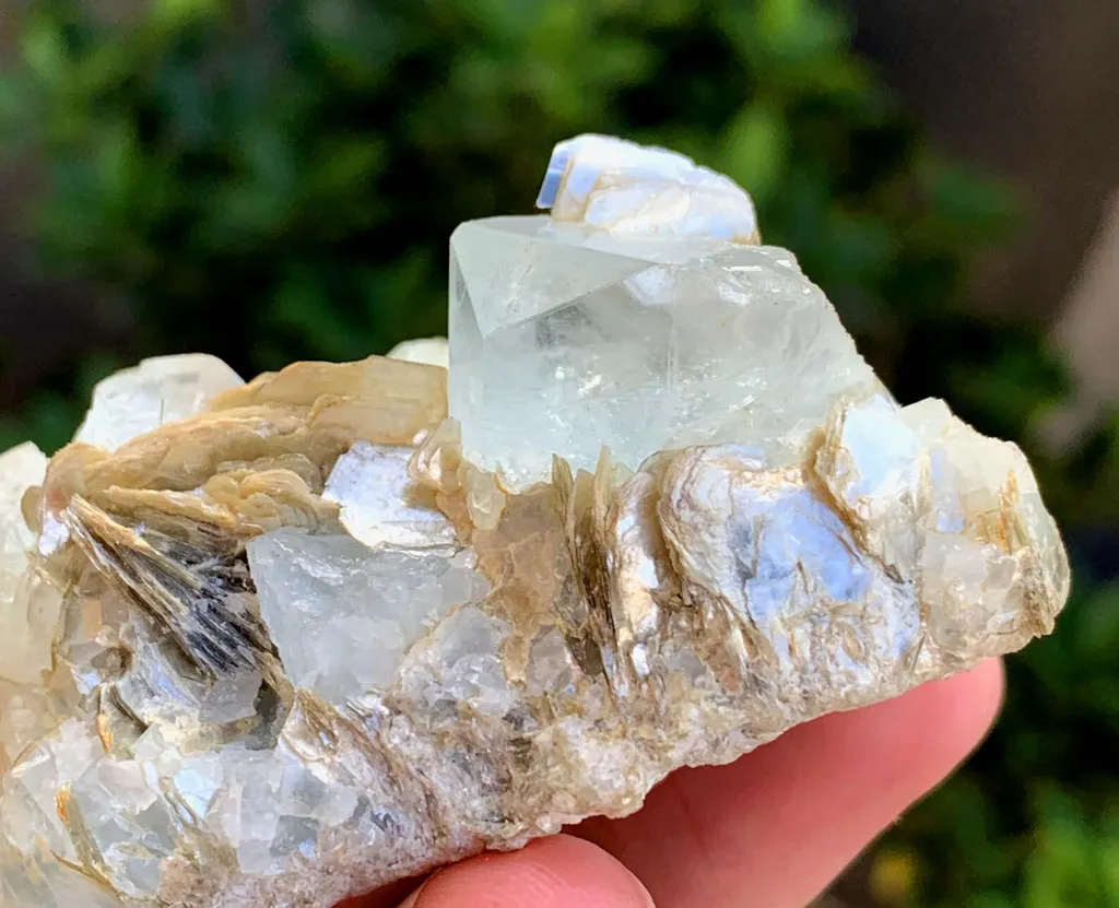 Rare Blue Aquamarine Specimen from Pakistan - image 6