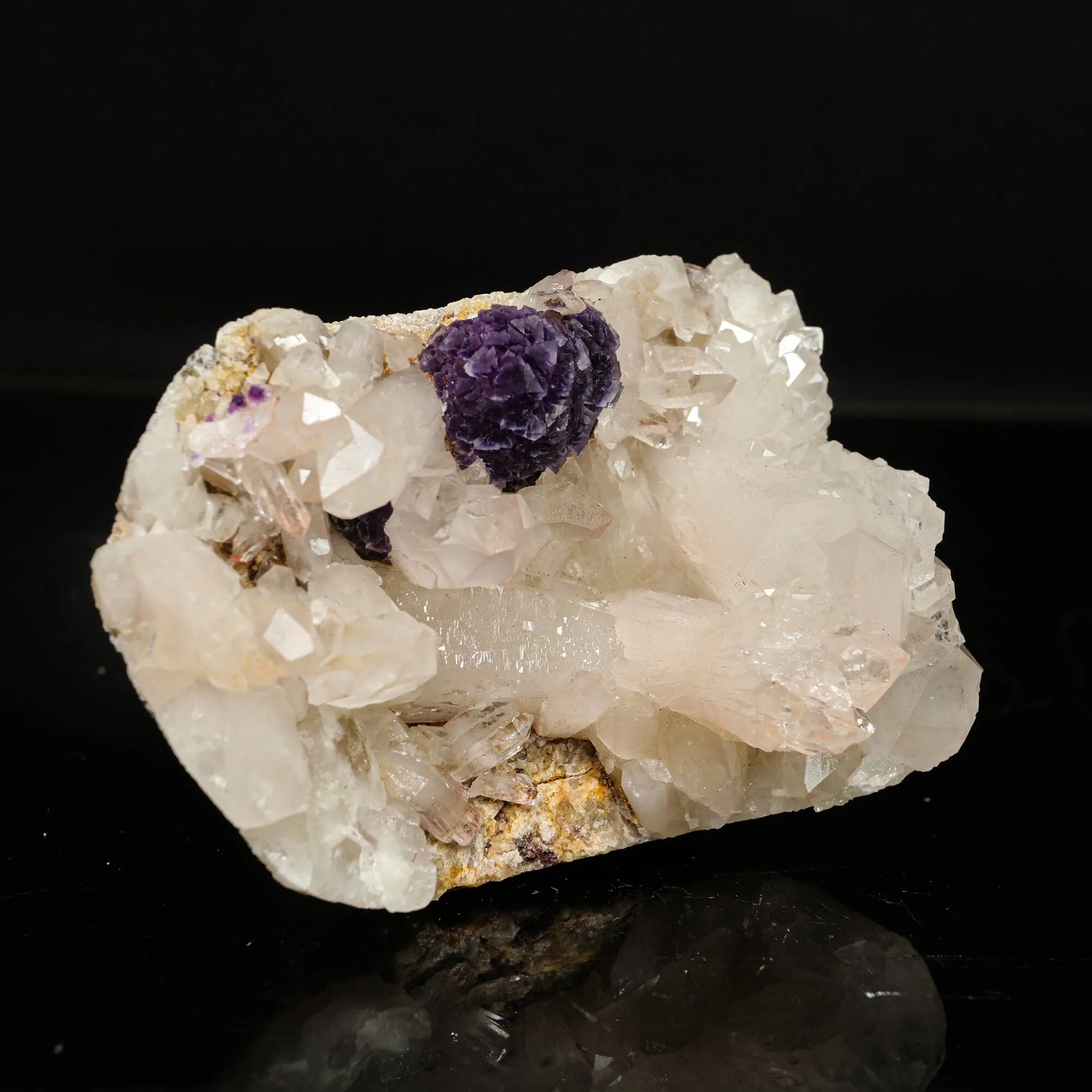 Rare Blue Fluorite with Quartz Natural Mineral Specimen - image 2