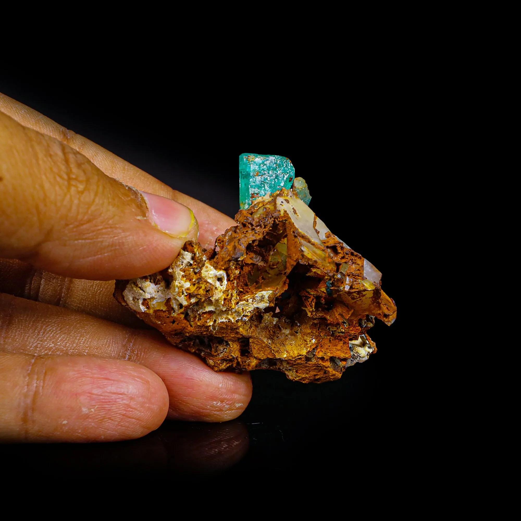 Rare Deep green Emeralds Natural Mineral Specimen Museum - image 5