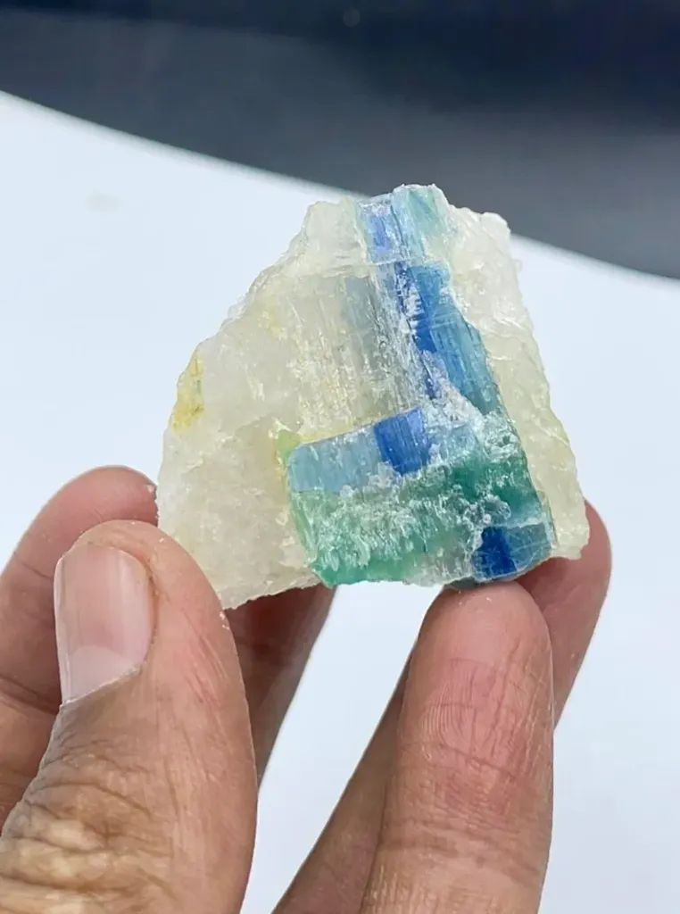 Rare Fluorescent Blue Kyanite Specimen, Blue Kyanite, Raw Kyanite, Natural Kyanite, Minerals Specimen From Skardu Pakistan -42 gram - image 5