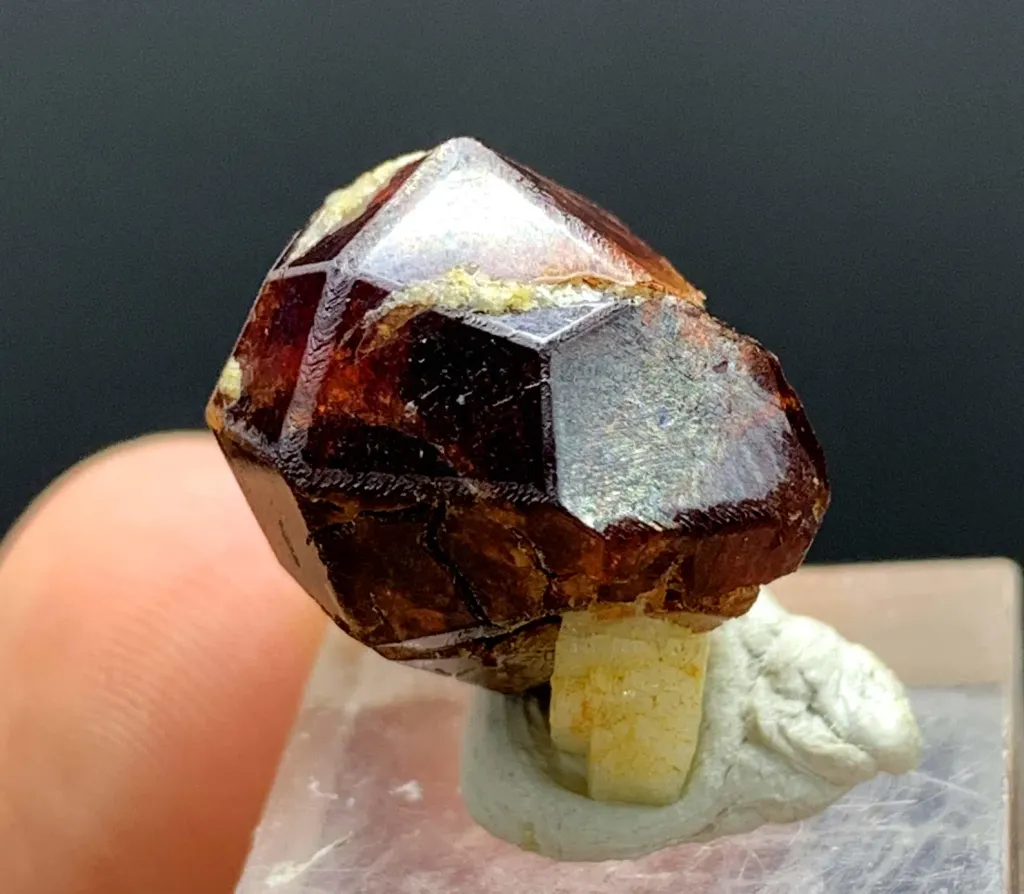 Rare Red Garnet on Matrix  from Pakistan, Gilgit-Baltistan, Skardu District - image 3