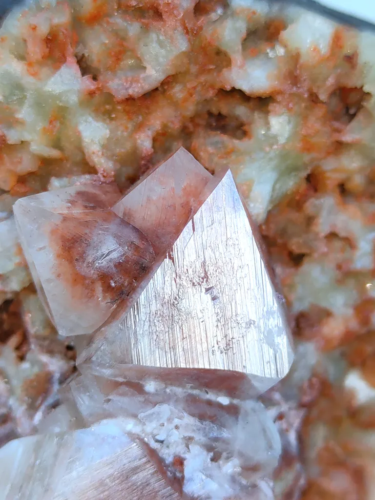 Rare Red Powellite on Stilbite Matrix. - image 6