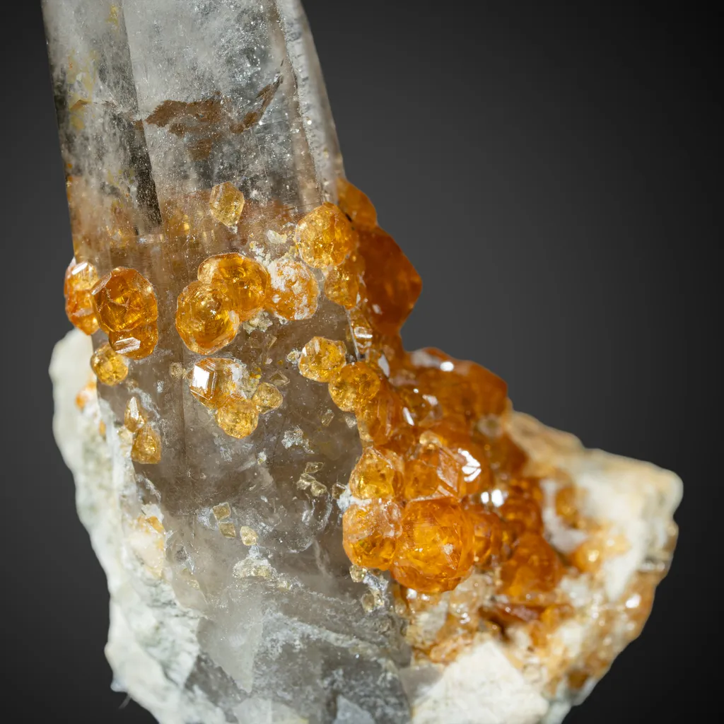Rauchquarz from China, Fujian, Yunxiao Co., Tongbei, Wushan Spessartine Mine - image 7