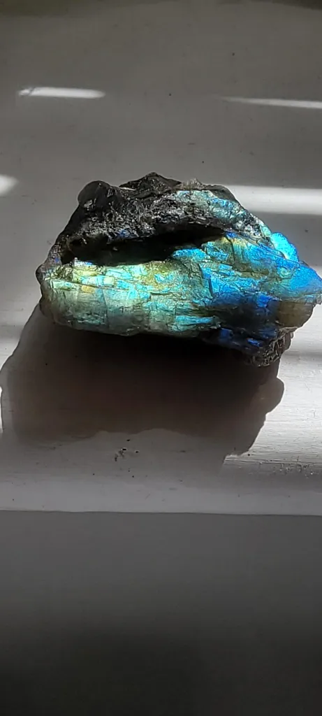 Raw Labradorite image