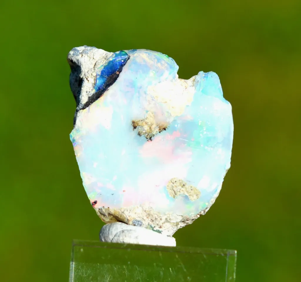 Raw opal - 26.1 carats - South Wollo Zone, Amhara Region, Ethiopia - image 2