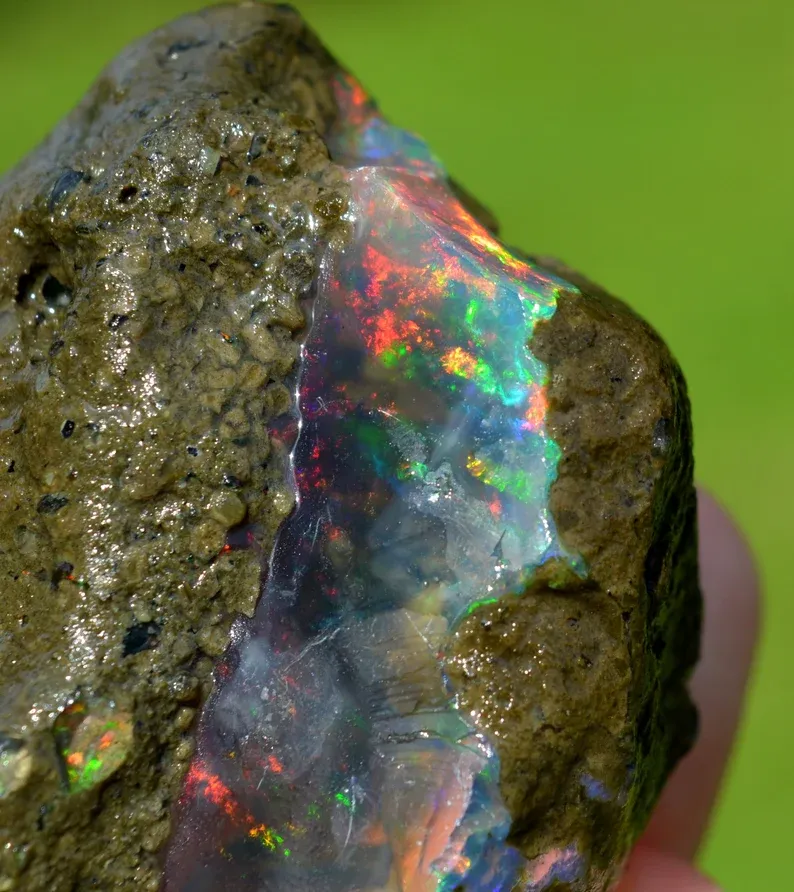 Raw opal - 590 carats - South Wollo Zone, Amhara Region, Ethiopia - image 4