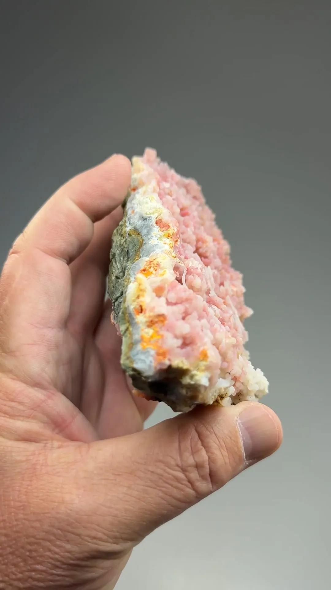 Realgar in Quartz - image 2