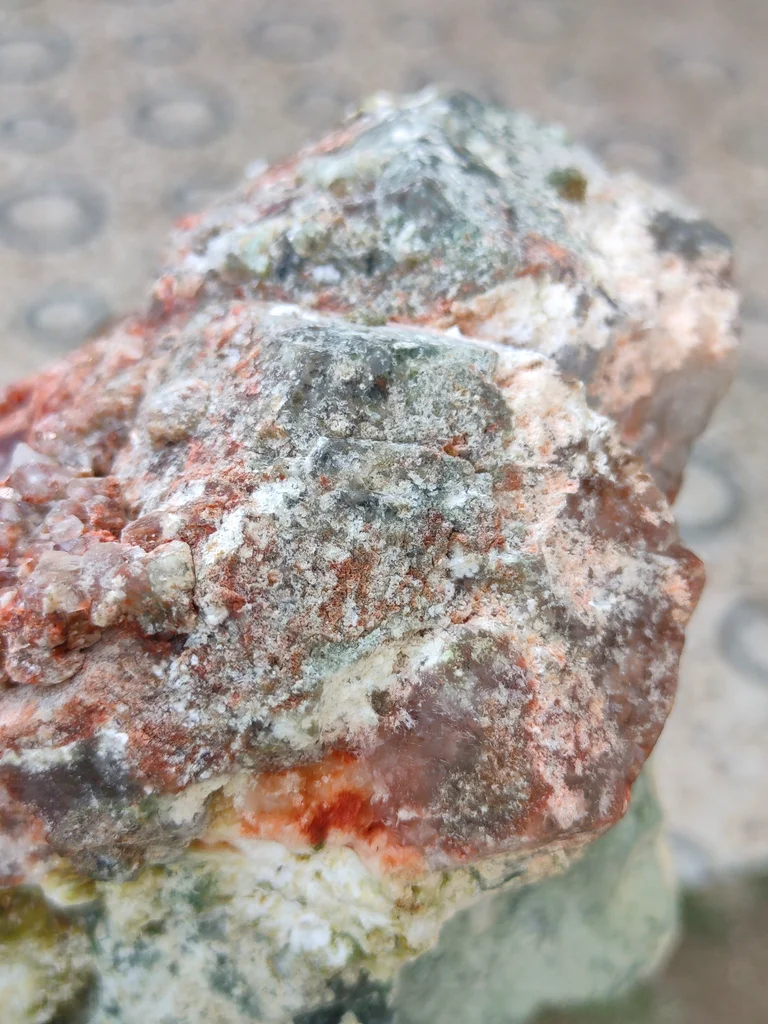 Red and green Apophyllite from India - image 7