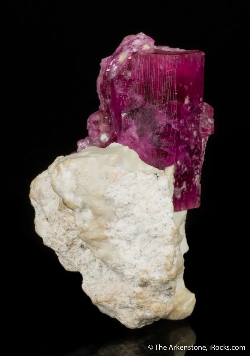 Red Beryl - image 2
