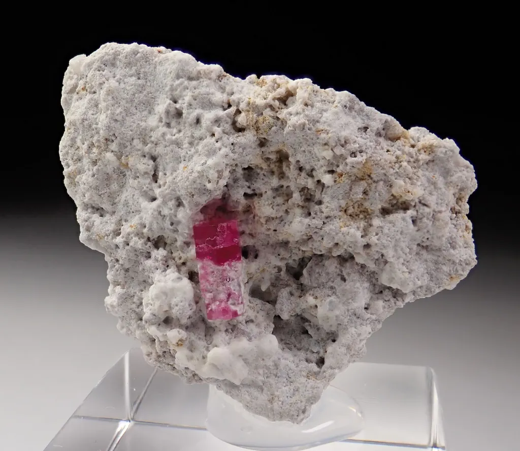 Red Beryl - image 2