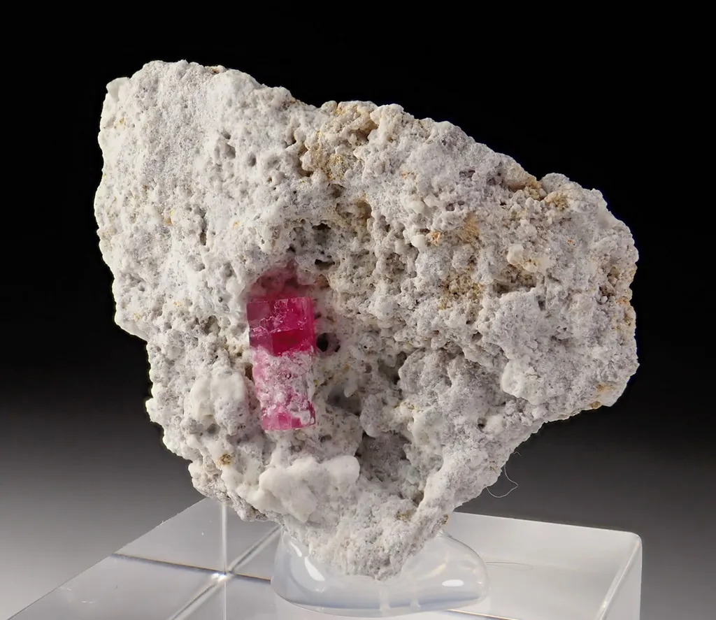 Red Beryl image