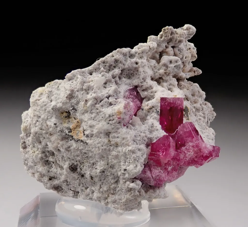 Red Beryl image