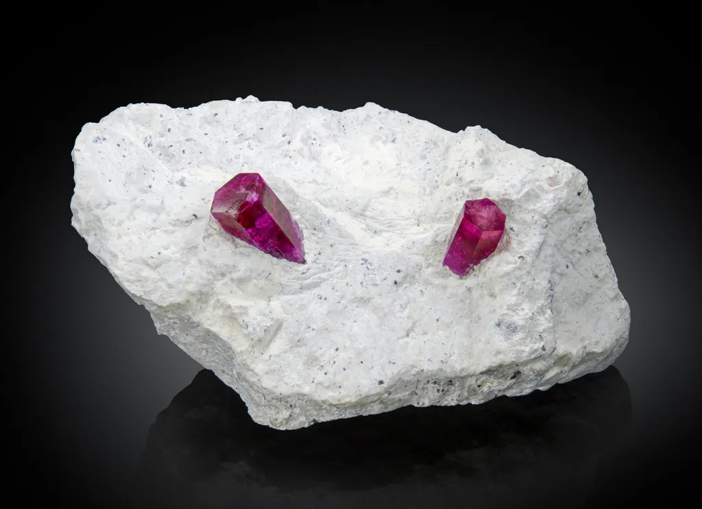 Red Beryl image